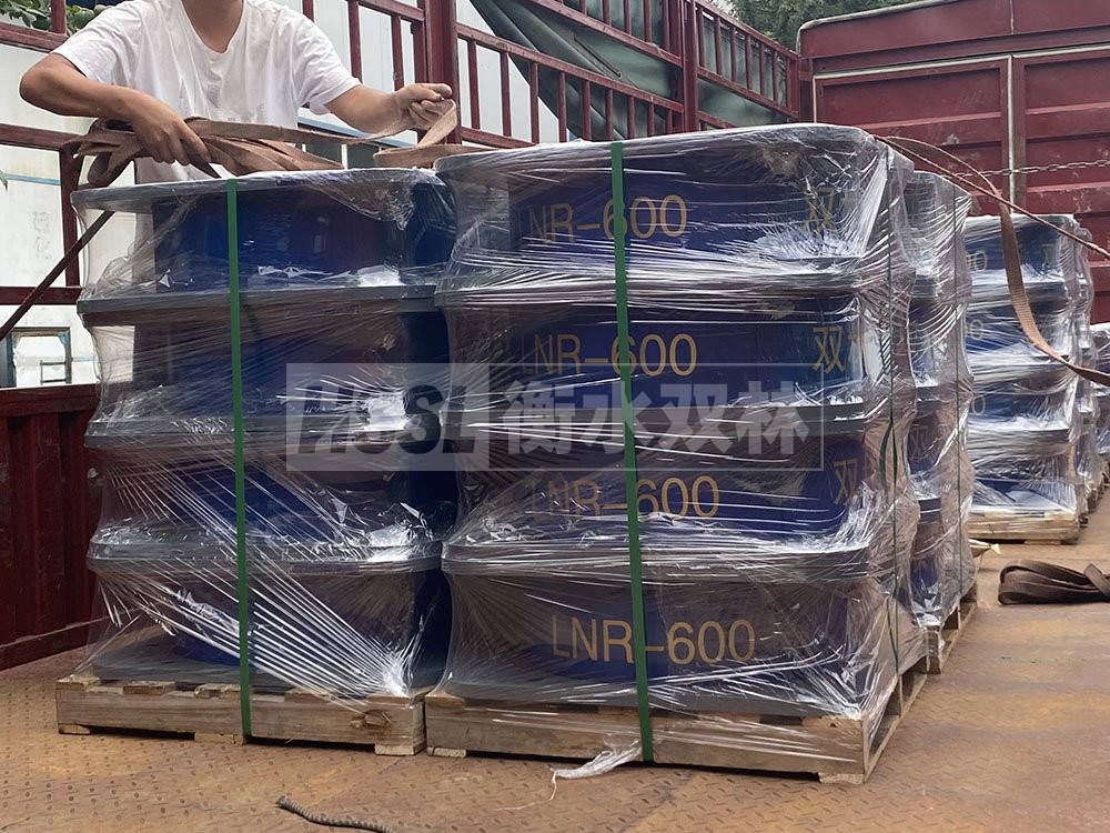 LNR600建筑隔震支座生产加工