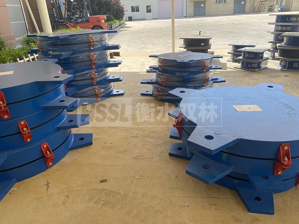建筑矩形HDR高阻尼隔震支座生产厂家